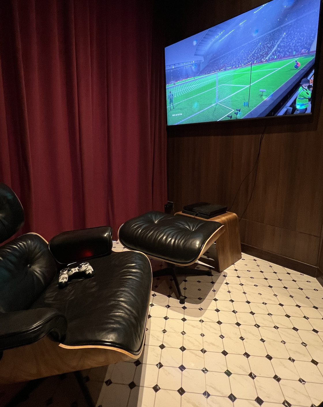 Our private one-person IV VIP room at MENHANCE
